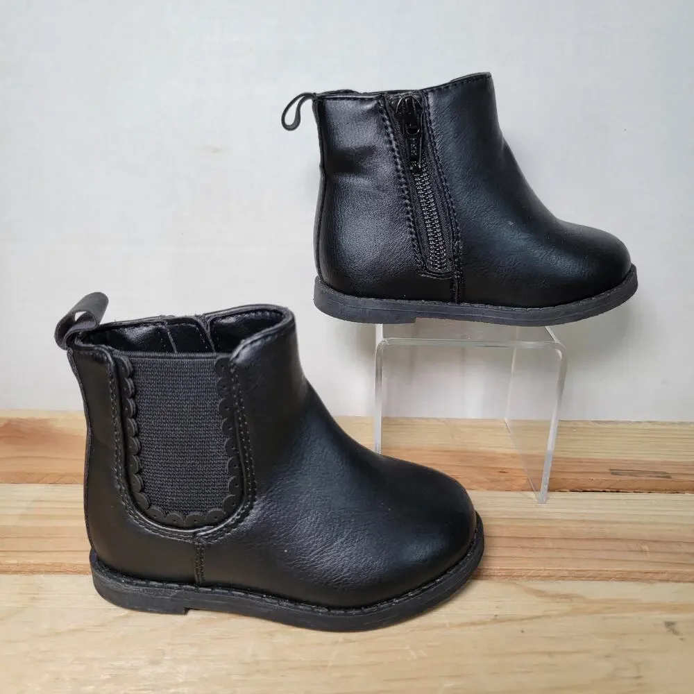 Old Navy Toddler Chelsea Black Faux Leather Ankle Boots - Size 5